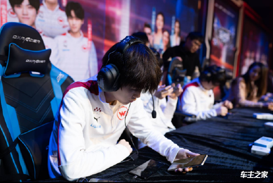 热手一场 热手一场