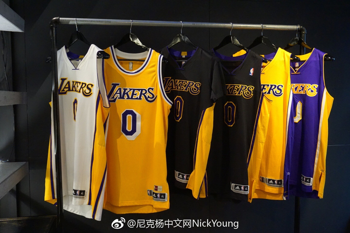 悄然加深 悄然加深